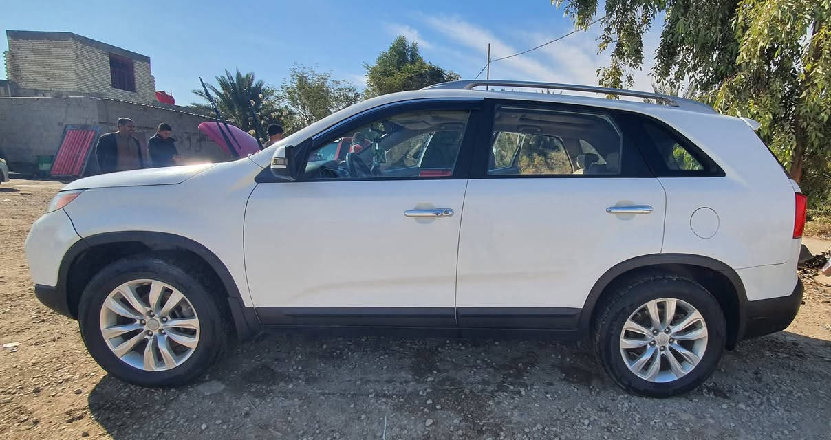 للبيع او مراوس
سورنتو 2011 خليجي بأسمي  ٧راكب محرك سته سلندر المرغوب 3300 فول مواصفات عدا البصمه ثلاث قطع تبريد
كير ومحرك خير من الله
تخم تاير جديد 
سعر 162بي مجال
***********
