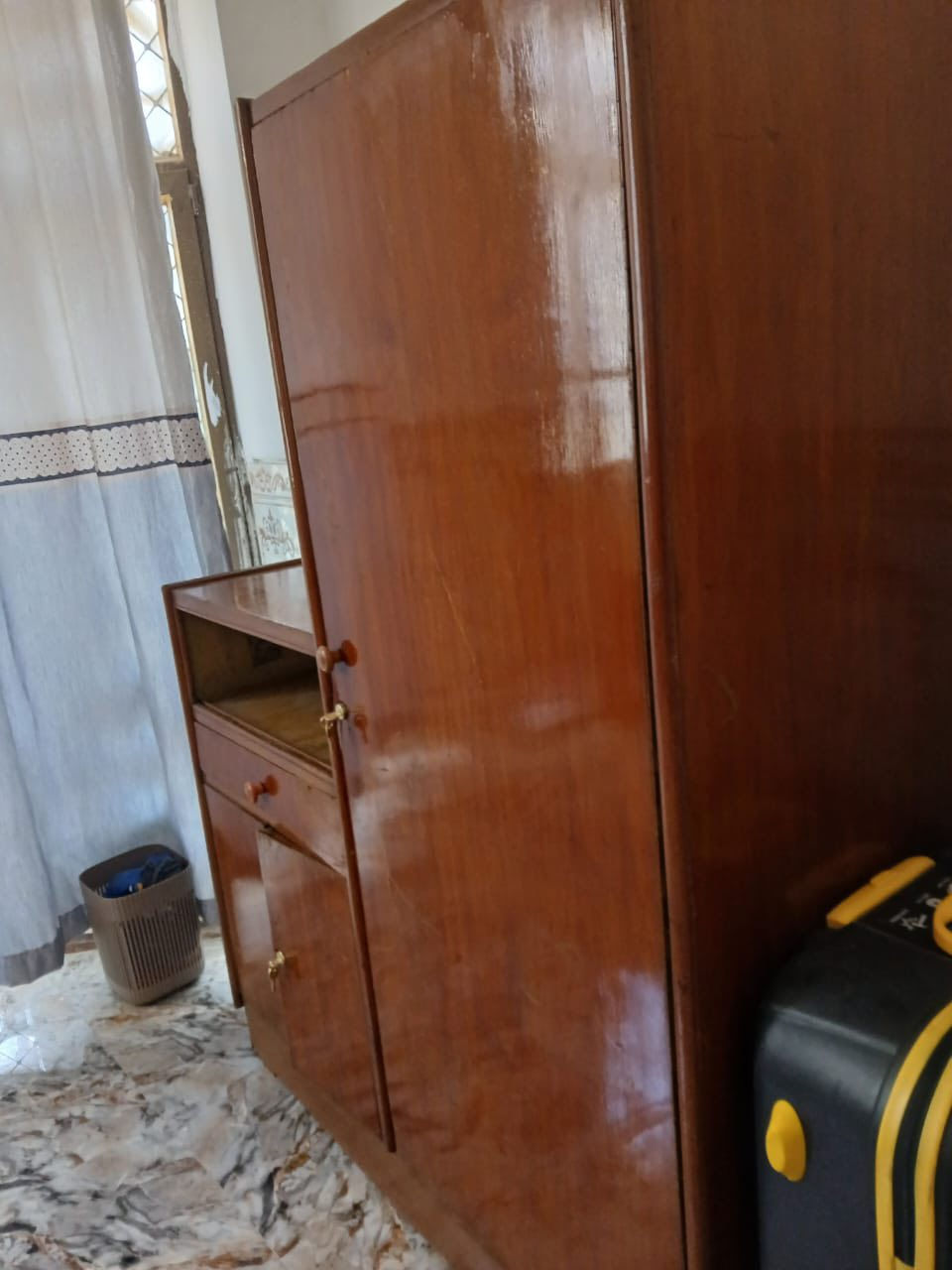 كنتور للبيع سعره ٧٠ تكمه وثكيل


**إذا كنت صاحب هذا الإعلان وتريد حذفه لأي سبب، رجاءا أرسل رسالة إلى الدعم الفني**