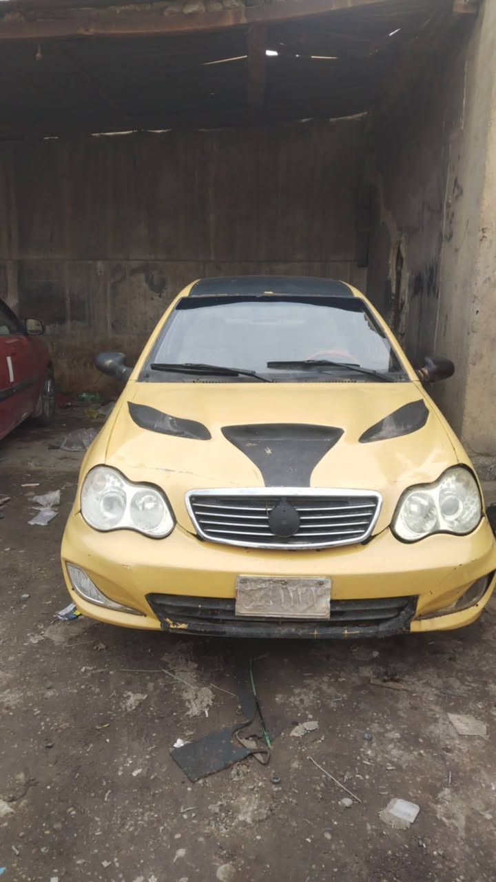 السلام عليكم سي كي  ماندل  راعيها السياره حلوه كير محرك كورلا السعر ١١ وبيها مجال ابيع مامسجله *********** مكاني الشرقاط
