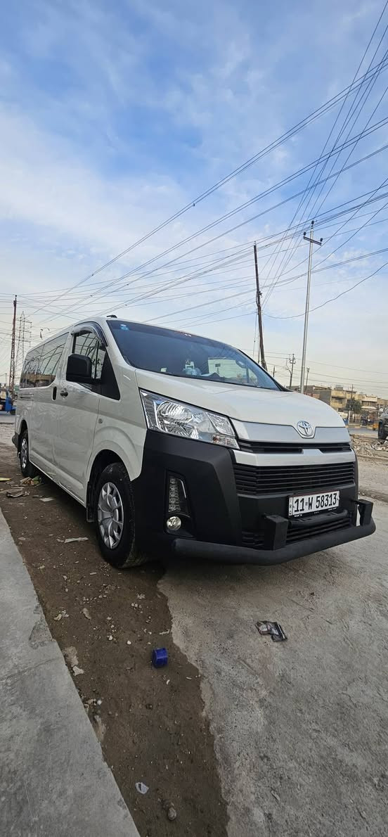 تويوتا هايس رقم خصوصي 2025
كير عادي 6 سلندر
ماشيه22  الف كيلو متر 9 راكب
حيل جديدة ع وضع الشركة 
مابيها أي خلل او نقص 
كل أغراض بلادي موجودة 
السعر .35.000. $ ثلاث شداد وخمسين ورقة
رقم بغداد 

رقم صاحب السيارة 
***********
