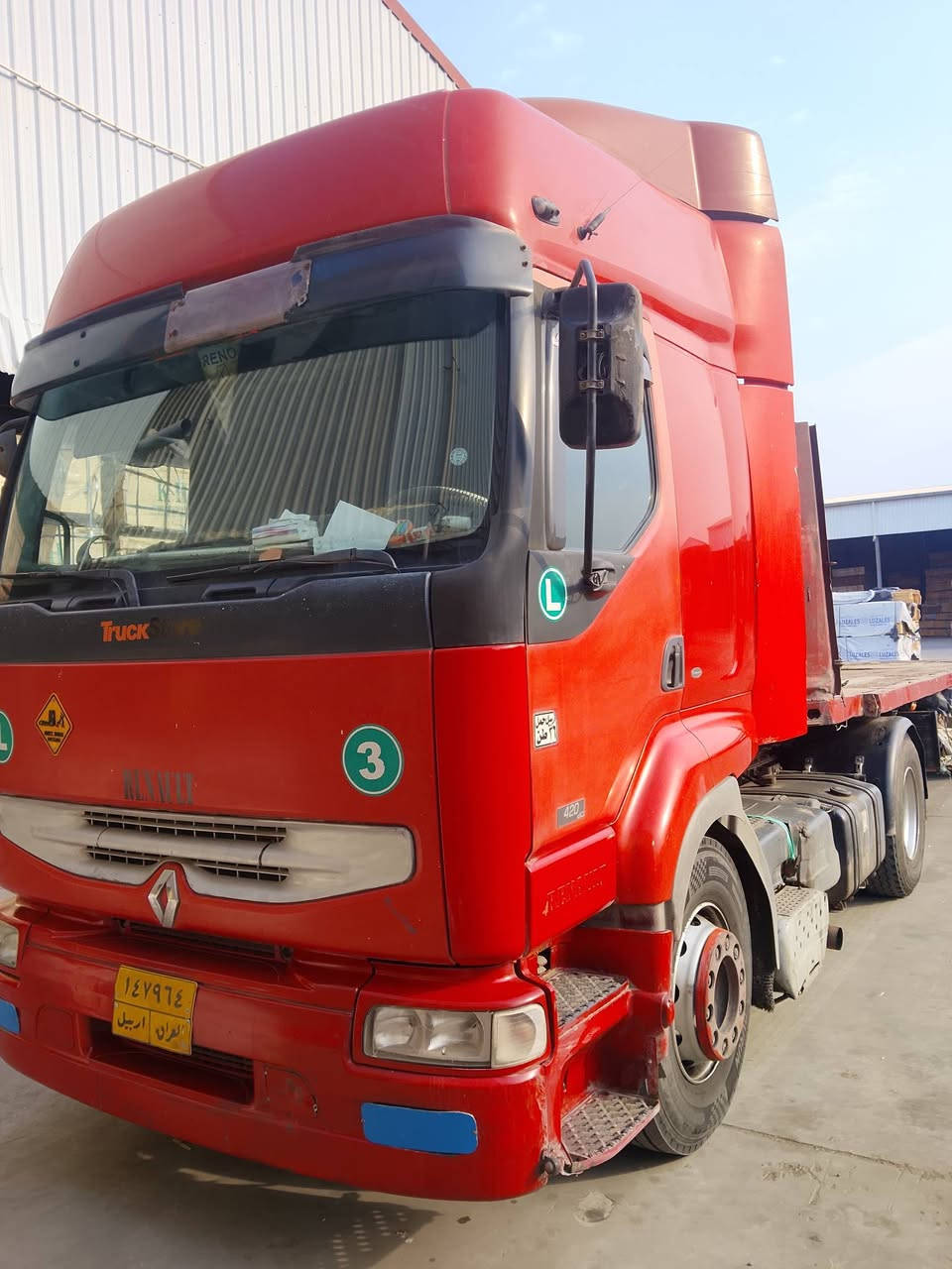 رينو 2005 مكينه 400 بم ونوزل بسمي سنويه صاقطه 2025 مكانه بغداد ***********
