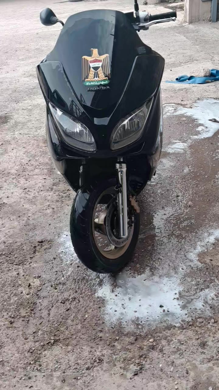 السلام عليكم
دراجه 0\8 كريستال 7 كير 4 نمر 
مواصفاتها 
ABS  مانع انزلاق 
دوسات نيكل كامله 4 قطع
قبق كلجات فايبر كاربون وستيل اصلي مو تغليف 
مسجل بلادي + سماعات 🔊 مال سياره BMW
مكينه وكلجات وكيف واكسل كفاله من الفتح 
ويل ذهبي دبلات خلفيه جدد 

نقوصاتها بيها حادث بجم مصلح 
جاملغ امامي نقص 
تريشه جهه الستان الصفح نقص 
دبلات أماميه نص عمر 
معدلها بالشارع 140 كم
هاي كل تفاصيل الدراجه لاتخابرني وتكلي شبيها مابيها سعرها قفل قفل قفل قفل مليون دينار واكو بالسوك حتى ب 500 الف وعندي صورها قبل الحادث دراجه تخبل


**إذا كنت صاحب هذا الإعلان وتريد حذفه لأي سبب، رجاءا أرسل رسالة إلى الدعم الفني**