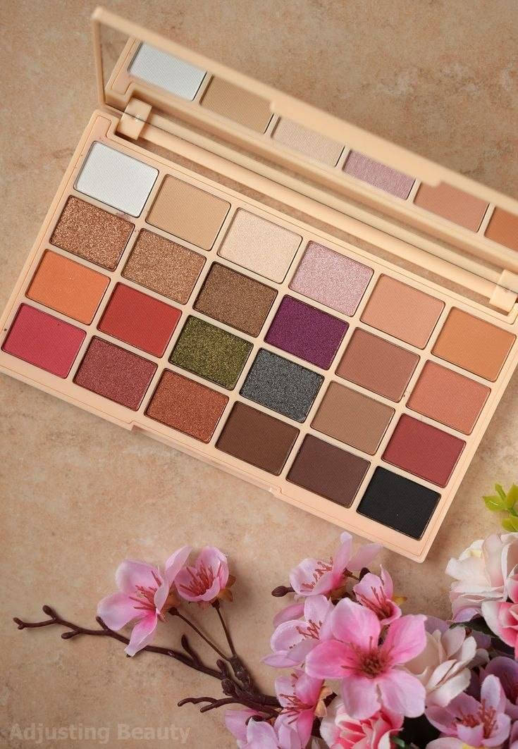 بـاليت شدو ريفليوشن ⭐ 💗🫧 X سوف الترا🧁🌠☁ (Revolution X Soph Ultra Eyeshadow Palette).
يحتـوي على 24 لـون
الـوان الشـدو ترابيـة مـات وگلتر 
الوان تجنننن روعه ترابيات سموكي
منـاسبة لجميـع الاوقات 
شـدو مات لازم يكون متوفر عند كل بنوتة 
🥹💗 الثباتيـة كلش حلوة ولفتـرة طويلة 
#اطلب_الآن


**إذا كنت صاحب هذا الإعلان وتريد حذفه لأي سبب، رجاءا أرسل رسالة إلى الدعم الفني**