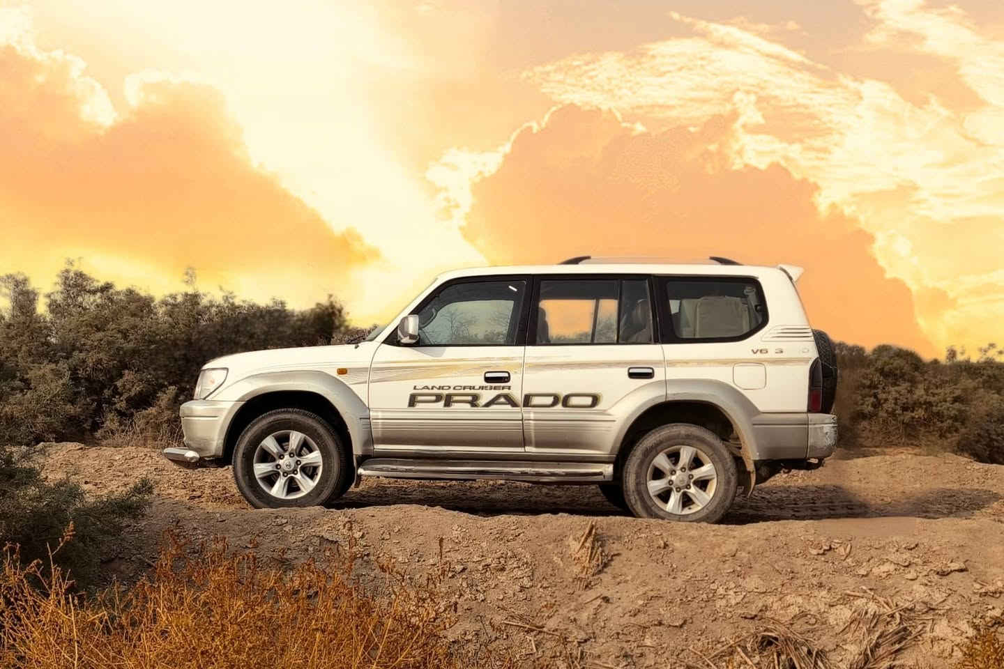 لاندكروز برادو VX 2002
محرك 6 سلندر 3400

3 قطع تبريد

مكان السياره الديوانية
السعر 105$
***********
