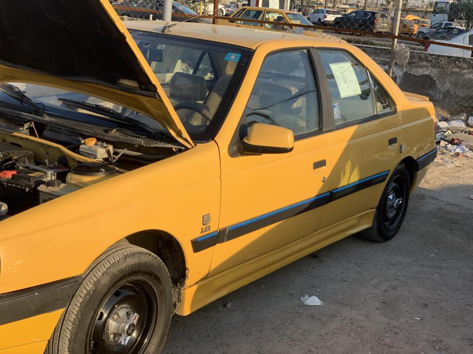 بيجو اكد للبيع موديل 15 منظومة غاز دوشمة وشاشة وكامرة وسستم سماعات سيارة مابيها معجون ابد بيها شوية بارد وتكحيل  قليل كلش سعرها 45 وبيها مجال بسمي تحويل ثاني يوم مصفرة من كلشي 
*********** مكاني مدينة الصدر
