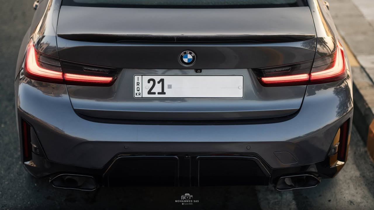 للبيع فقط بدون مراوس وسعر مناسب
BMW330 X Drive
2020 
Kit M 2024 
ماشيه ٨٥ ميل
-----------‐------------------
السياره فول موصفات 
-كيجات دجتال 
-شاشه  كبيره
-كشنات تدفئه + فول تحكم+خزن ميموري
-رادر منع تصادم+رادر النقطه العمياء+رادر خطوط الطريق 
-اوتو هولد
-٣ مودات للقياده 
-اناره ليد دشبول متغير الوان 
وبعد بيها كل هواي موصفات 
-----------------------------------
ضرر سياره جدآ بسيط بدون دواخل 
جاملغ امامي وباب صور ضرر موجوده
صبغ قطعتين الجاملغ وباب فقط
ايرباك طاك
-----------------------------------
ميكانيكيات 
محرك جديد شادلها
كير تبريد كهربائيات كفاله صفر مسج
عندي الصدر يحتاجله تريب بسيط
______________________
سياره كلش حلوه وكاعد 
رقم سليمانيه تحويلك ثاني يوم
وبس الكت و الكماليات البيها مكلفاتني فوك ٢٠ ورقه 
وبل عافيه على شراي 
سعر مطلوب ٢١٥ ورقه وبي مجال حك جيه 
مكان سيارة 
بغداد حي جامعة 
متواجد وتساب 
‎0773 398 9407
