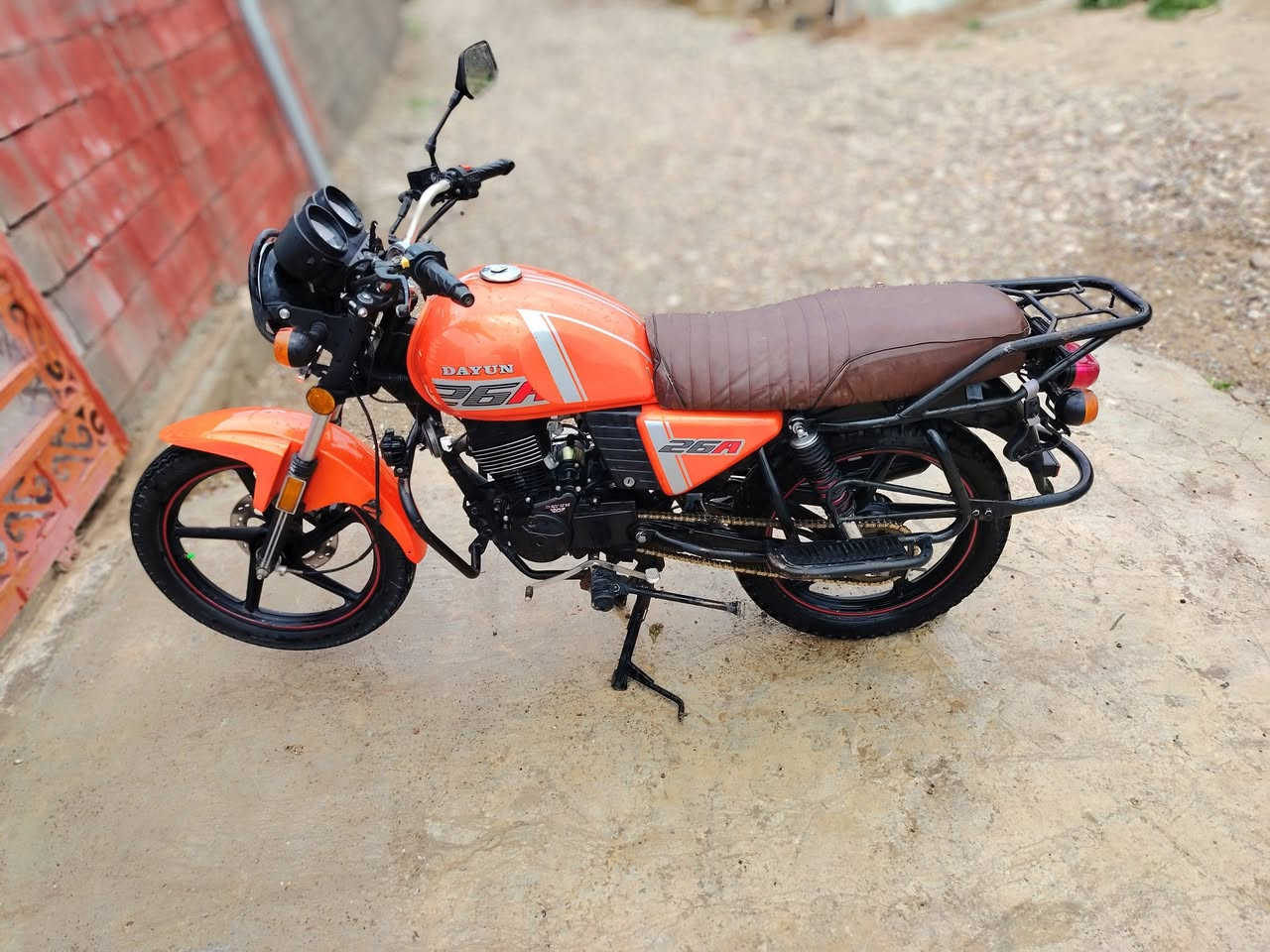 سلام عليكم دايوان موديل 23شغال مكفول اوراق سنكر سعر 1000وبيه مجال ***********
