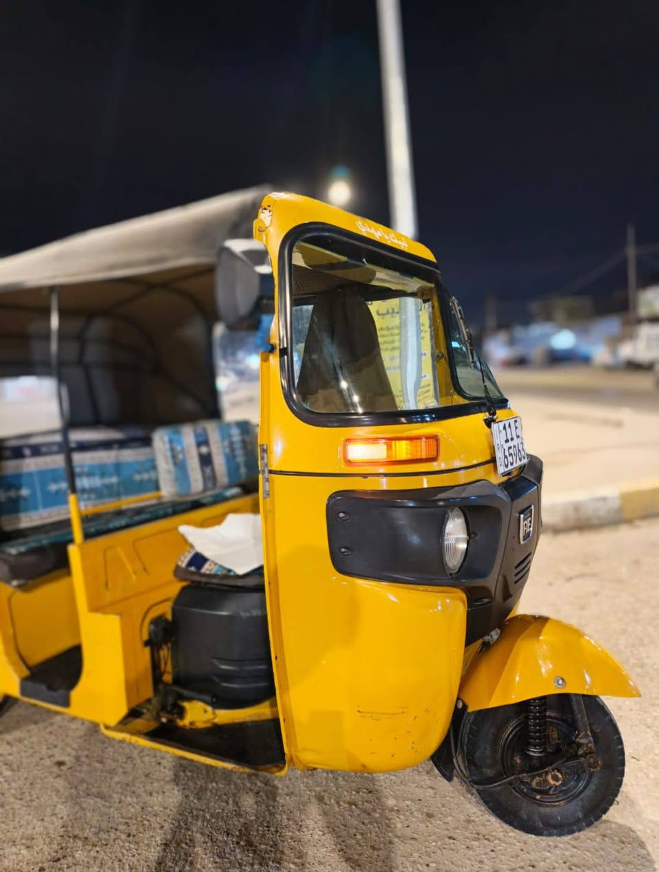 سلام عليكم ورحمة الله وبركاتو تكتك موديل 20 تكتك نضيفه وحلوه وخير من الله مرقمه رقم نكليزي باسمي رقمها بغداد هزه جديده وسنويه جديده قبل اربع اشهر مجدد سنويه تحويل مباشر او ثاني يوم رجاء الموشراي لايعلق ويخابر عنوان التكتك بابل سده الهنديه سعرها (6400) 6مليون و400 وبيها مجال الشراي ***********
