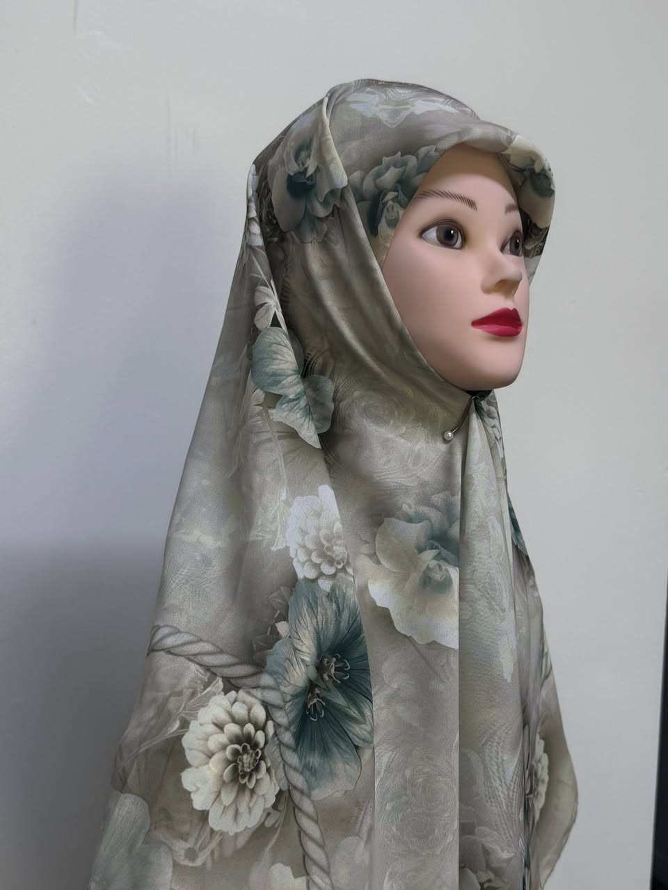 حجابات انيقه وراقية 

قماش مريح وجودة جميلة 
  
قياس ميه وربعين نوع القماش حرير 

يوجد توصيل جميع المحافظات


**إذا كنت صاحب هذا الإعلان وتريد حذفه لأي سبب، رجاءا أرسل رسالة إلى الدعم الفني**