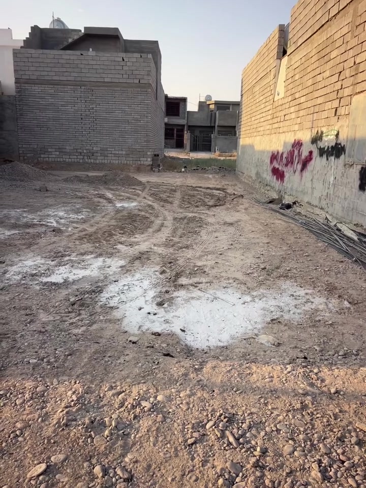 ارض للبيع دوانم البو هراط 
مساحه150م
شارع المكاتب 
شارع15
علق ب رقم(1) يوصلك السعر خاص 
او زيارة المكتب 
او التصال ***********
