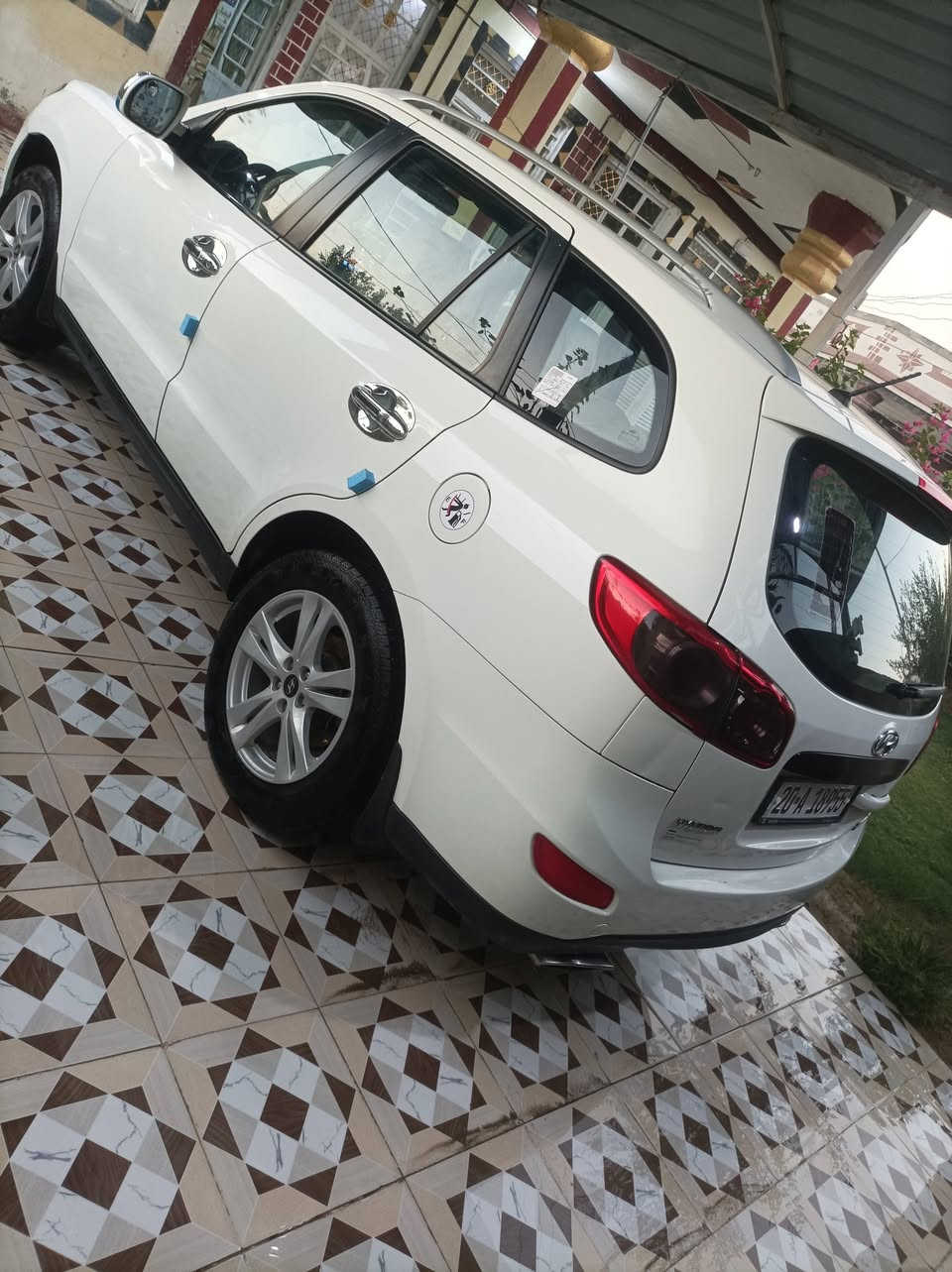 سلام عليكم
سنتافي موديل 2012 رقم ديالى ستة سلندر سبعة راكب فور ويل كفالة عامة خليجي سعر 160 بيه مجال قليل اتصال ***********
