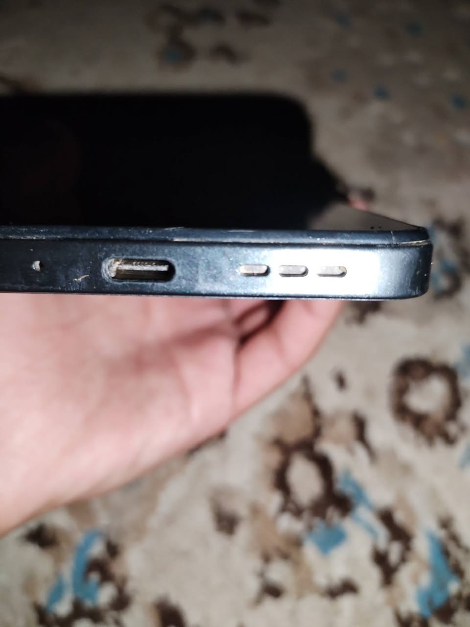 موبايل للبيع الرقم ***********النضافه 60/100
شحن الدعم السريع ويرهم مراوسه
