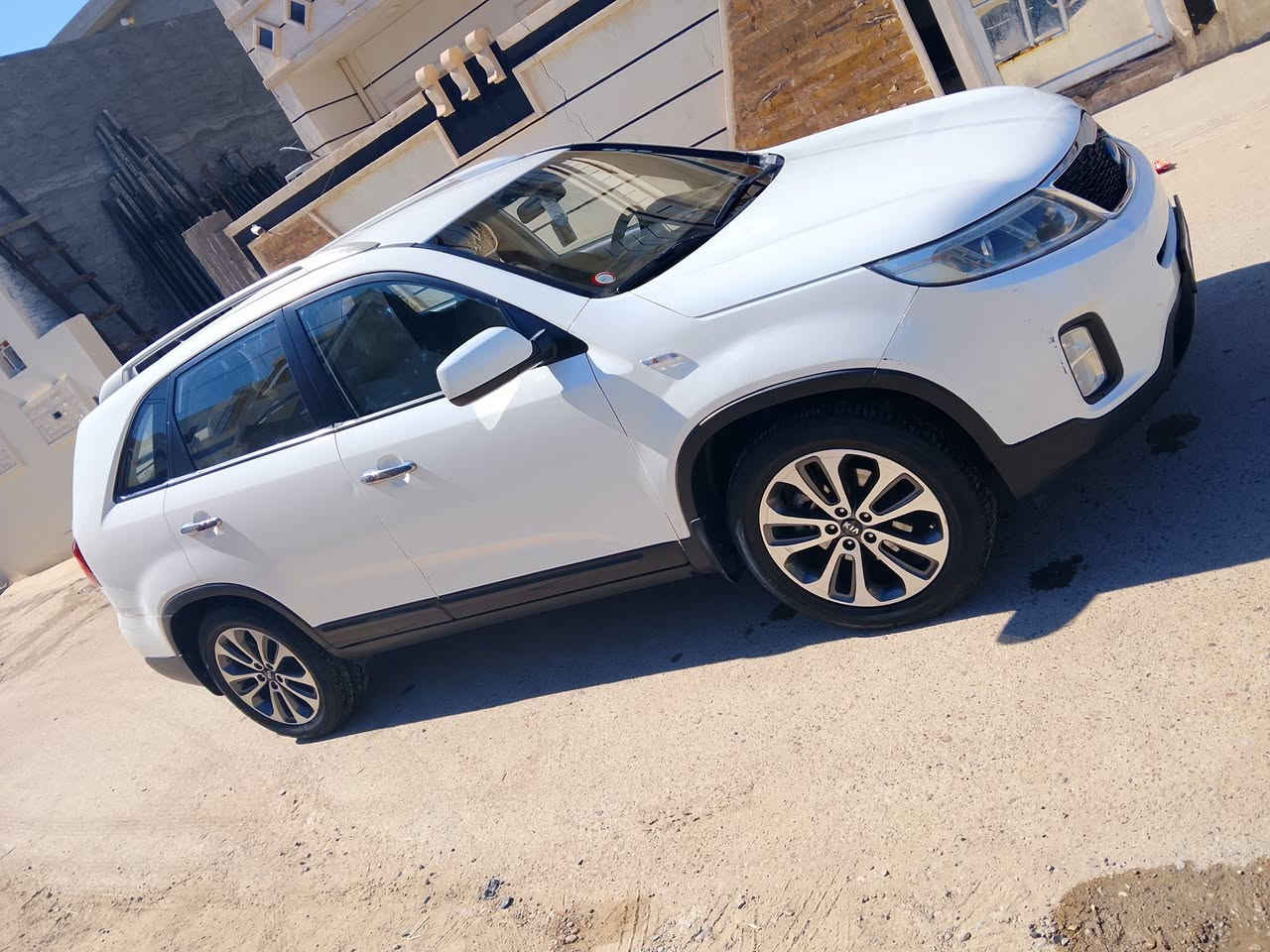 سلام عليكم سورنتو موديل 14 مكينه دوش4 سلندر سونار كما موضح بارد بسيط تبريد ثلج 🥶 3 قطع سبعه راكب رقم اربيل سياره جاهزه مابيه اي نقص المكان انبار السعر 165الهاتف ***********
