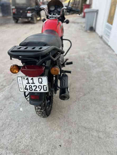 السلام عليكم دراجه بوكسر 22 للبيع دراجه مرقمه رقم وسنويه تحويل ثاني يوم مكاني بغداد الأمين الثانيه وهاذه رقمي *********** مامتواجد ع فيس دراجه نضيفه مناقصهه ايشي الاستفسار اتصال ع رقم
