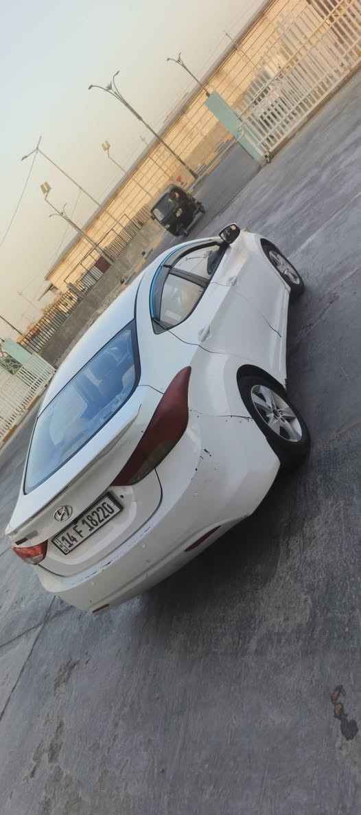 النتره خليجي موديل2014 فول مواصفات مكفوله من الضربه القويه
(السعر88).(***********)جاهزه مكينه١٨٠٠وكير كفاله تبريد نقص بس قاز حداديه حلوه كهربائيات كلها شغاله بيها رشات صبغ بصيط عنوان السياره البصره *********** البصرة, العراق
