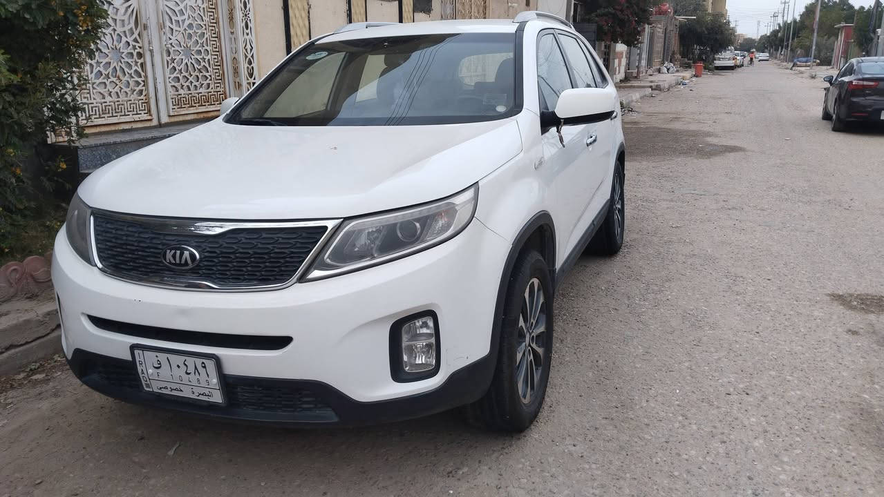 سورنتو 2104 شكل 15 محرك 4 سلندرسبعة راكب خليجي سنويه 2027 السعر 173العنوان ناصريه حي العسكري قرب جامع سيد زويد ***********
