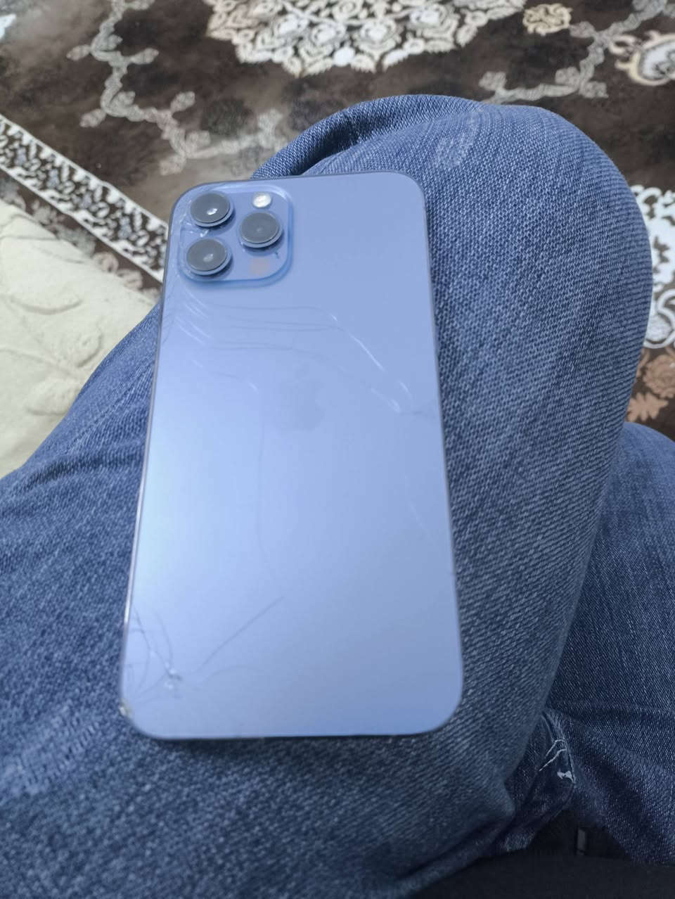 مستعجل على بيعته ايفون ١٢ برو ماكس 

مبدل شاشه بشركة ابل اصليه 

بطاريه ٩٦ اصلي حقيقي     ////.   ذاكرته ٢٥٦  

بي فطر بالظهر والباقي مكفول 

مكاني بغداد البياع 

للاستفسار الاتصال ***********
