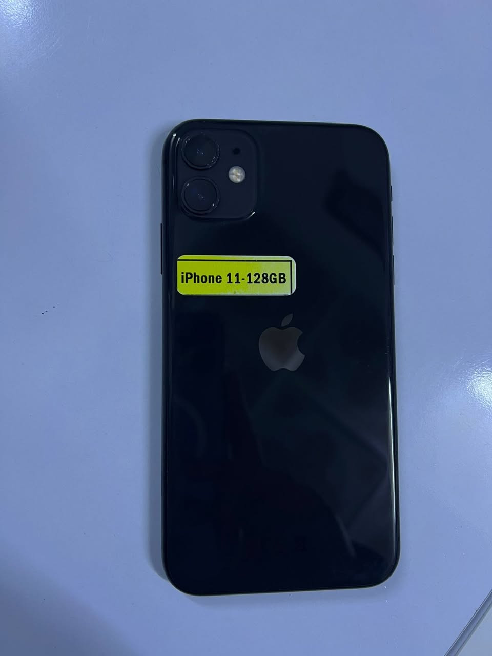 ١١ عادي ايفون نضيف بلادي ممبدل بي شي بطاريه ٨١
كلشي بي شغال مداخل صيانه ابد *********** 
230وبي مجال قليل
