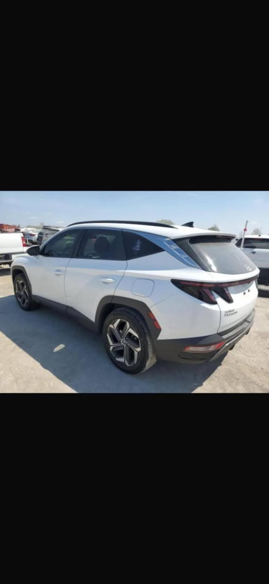 السلام عليكم 
توسان 2022 وارد امريكي SEL
حادث كما موضح في الصور 
السيارة فول
بصمة 
فتحة سقف
جنطة كهرباء
تشغيل عن بعد
تدفئة بل كشنات 
شحن واير ليس
فور ويل
كلوبات داخلية زنون بلادي
شاشه كاربلي
رادار تحديد مسار 
مراة عاكسة
محرك 2500
السيارة حاليا ماشية ٦١ ميل
مكان السيارة الكاظمية 
السعر ١٩٥
للاستفسار 

التواصل مع الرقم 
***********
