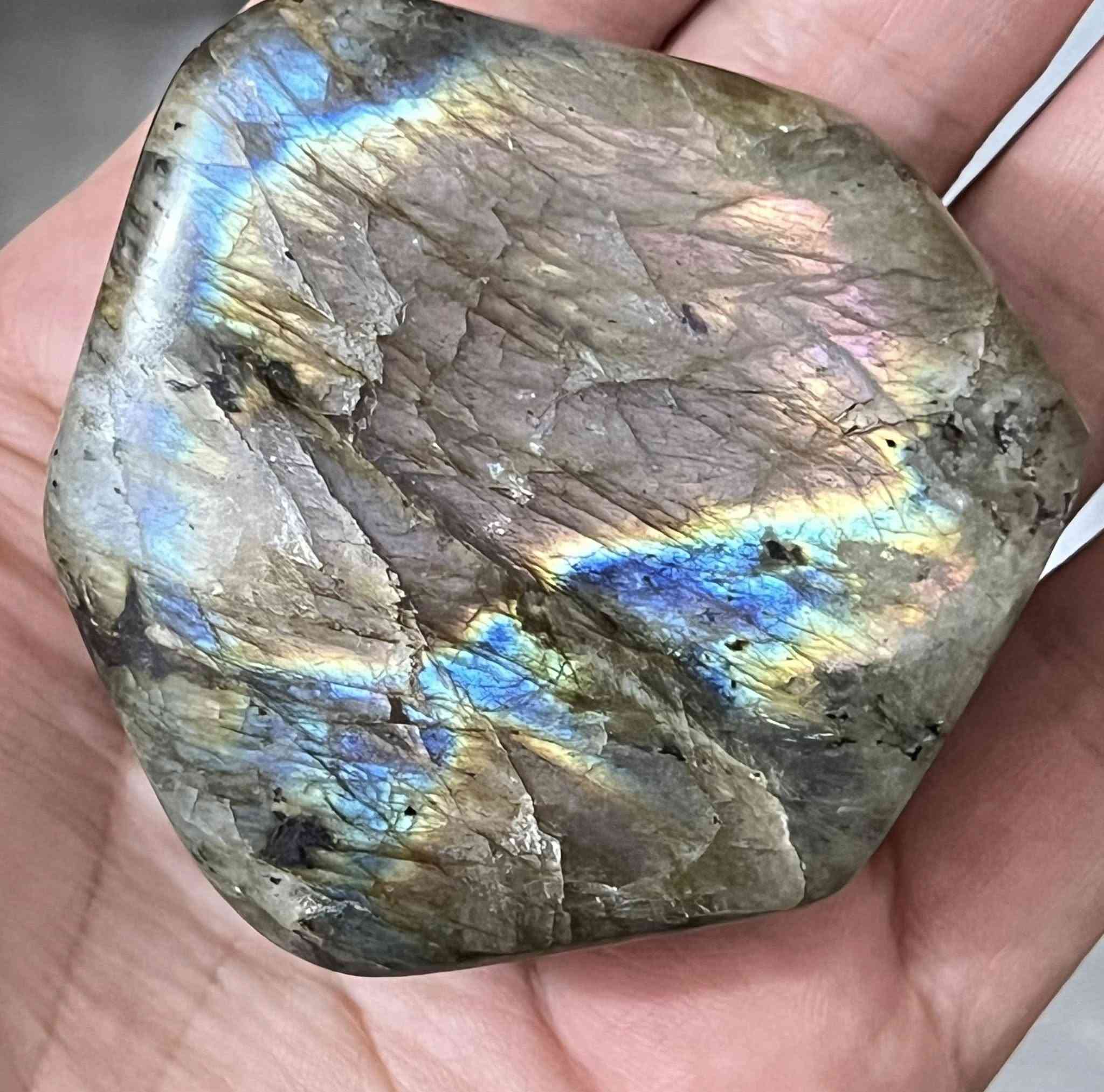 حجر لابرادوريت الطبيعي اول تم ٢٥ الف


**إذا كنت صاحب هذا الإعلان وتريد حذفه لأي سبب، رجاءا أرسل رسالة إلى الدعم الفني**