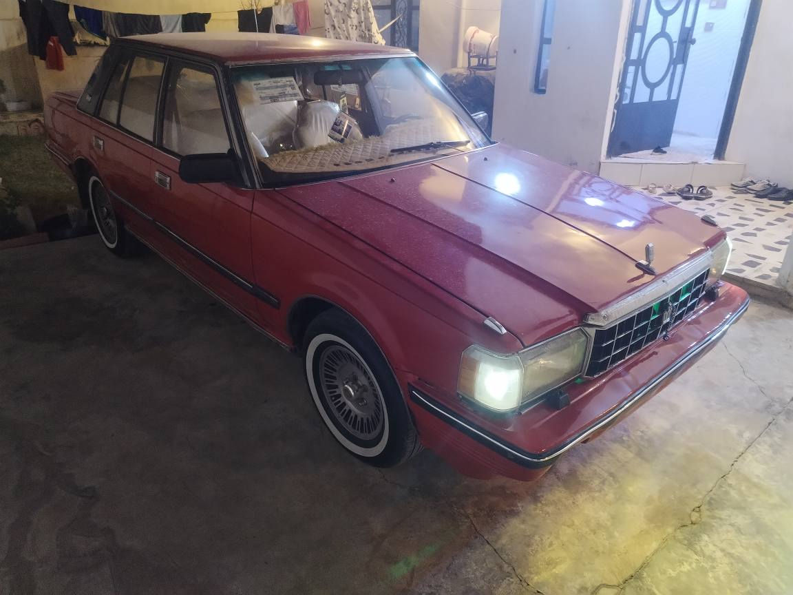 للبيع سوبر موديل 85 رقم كركوك مميز مشروع وطني سنوي جديد لحد 2030بسمي دفتر بانزين صبخ حزام جماليه بدون ضرب بدون معجون بدون خياس سيارا طخم تيرات جديد سيارا كير عادي محرك كير صدر امامي خلفي جديد تبريد كلها شرط مال جناي مكن كركوك سعر 44وبي مجال قليل *********** كركوك, العراق
