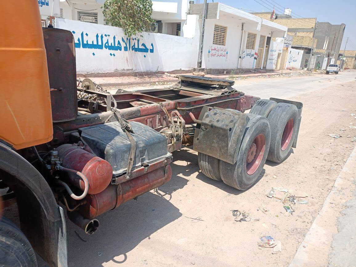 السلام عليكم مكلف بالنشر للبيع البي سنگل سحال موديل 84 مكينه 130 محسن اكسن جيئف سحال دوبچه مثبته فلات ذات جوانب متحركه اكسن مزدوج 
للاستفسار الاتصال على الرقم ***********
