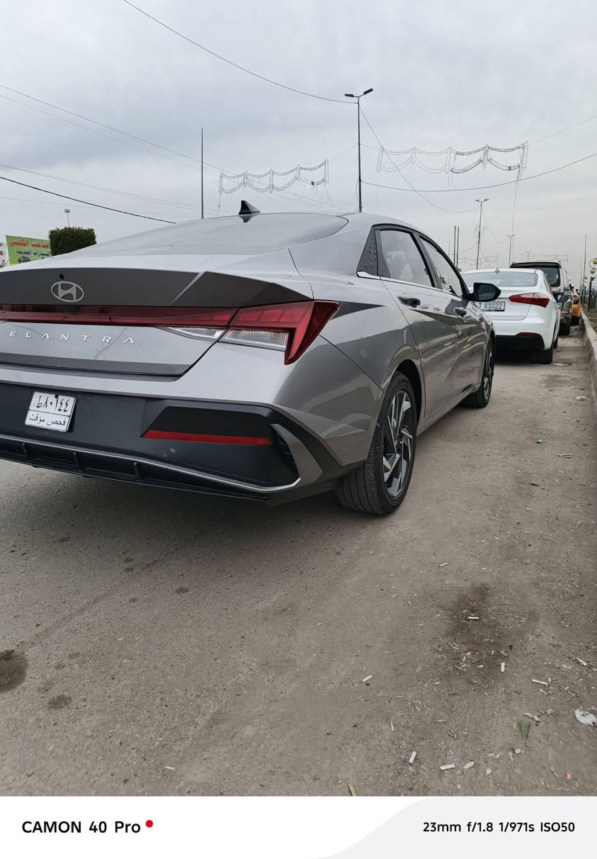 السلام عليكم الانترة موديل 2025 فول مواصفات امريكي حادث بنيد فقط بدون دواخل بدون رقم مكاني بغداد
السعر ١٦٨ 
***********
