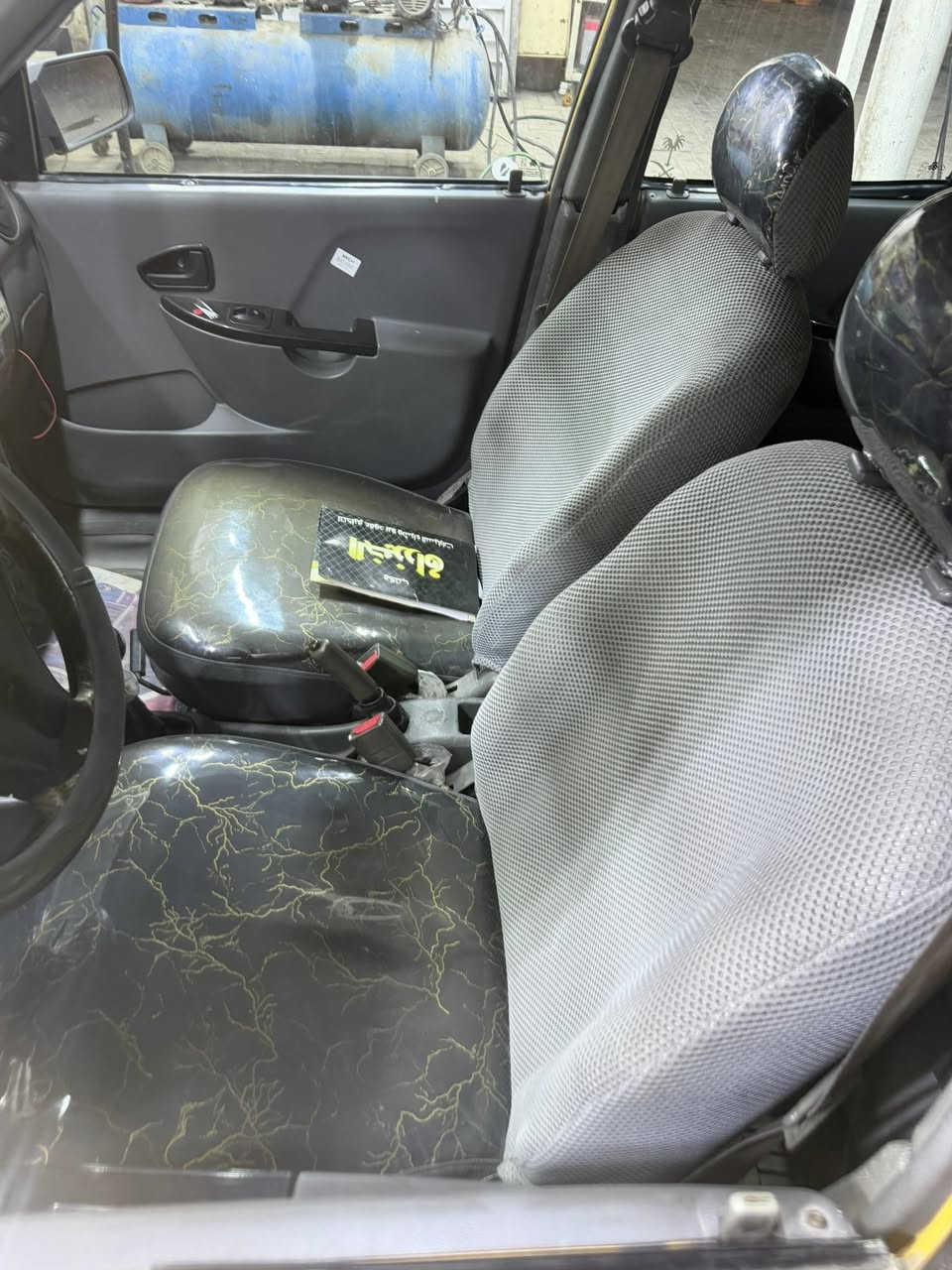 سايبا ١٢ كلشي شغال بيهه ومجنبزه من دوشمه وزنون وشاشه ونشره كلشي جاهز بيهه السعر ٢٨ ورقه للاستفسار ***********
