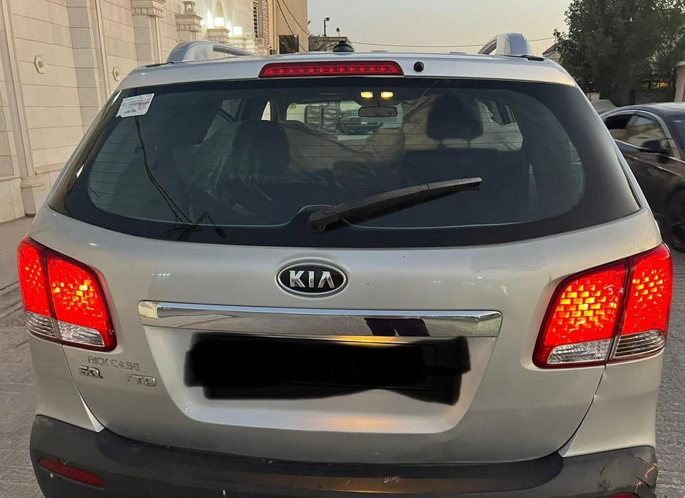 سورنتو 2013
6 سلندر بانزين
السعر 68
***********
