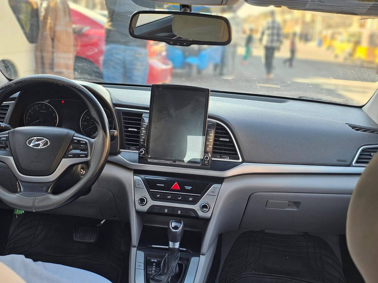 السلام عليكم النترا للبيع موديل 17 محرك 2000 كير محر مكفول صور الحادث بالمنشور والسونار بالمنشور المكان بغداد الشماعيه الرقم ***********،،،،،السعر 128/////السياره ماشيه 62
