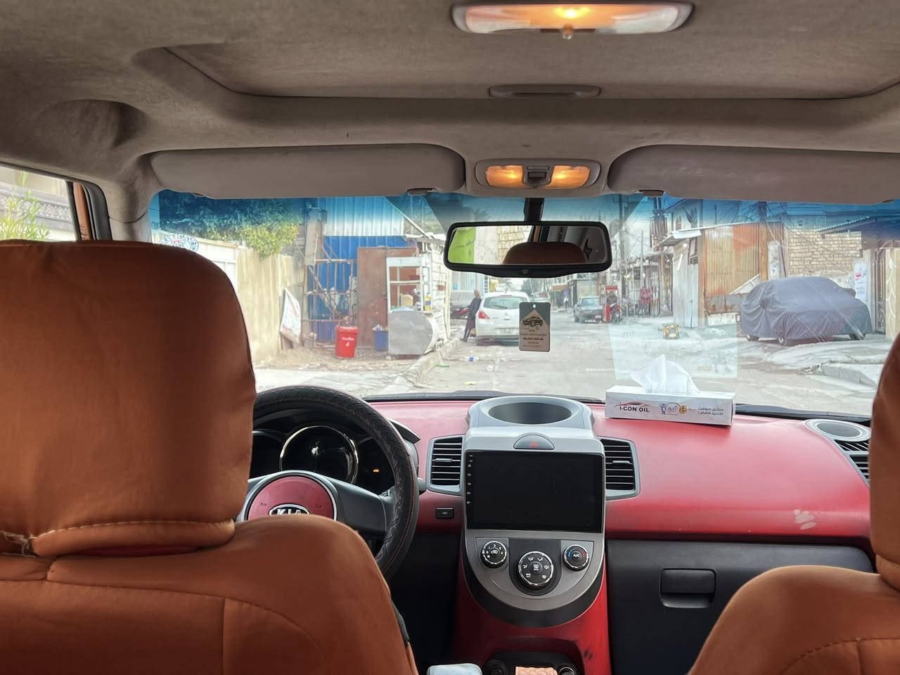 كيا سول 2011 خليجي
المواصفات :
شاشه فتحة سقف حساسات وكاميرا خلفية داخل لون احمر واسود تدفئة تبريد باتري واطارات جديدة
السيارة رقم اربيل سنويه 2031 تنتهي وهزة جديدة بشهر الواحد 
 2026
يعني كامله ماناقصهه برغي 
السيارة بأسمي يعني وكالة او تحويل وثاني يوم اذا تحب
السيارة بدون حادث داخله كلين وهنا فقط طختين خفيفه حتى مامصلحة 
ماشيه 150 الف كم
السعر 98 وبيها مجال بسيط
مكاني بغداد البياع الشرطة الخامسة
الرقم : ***********
