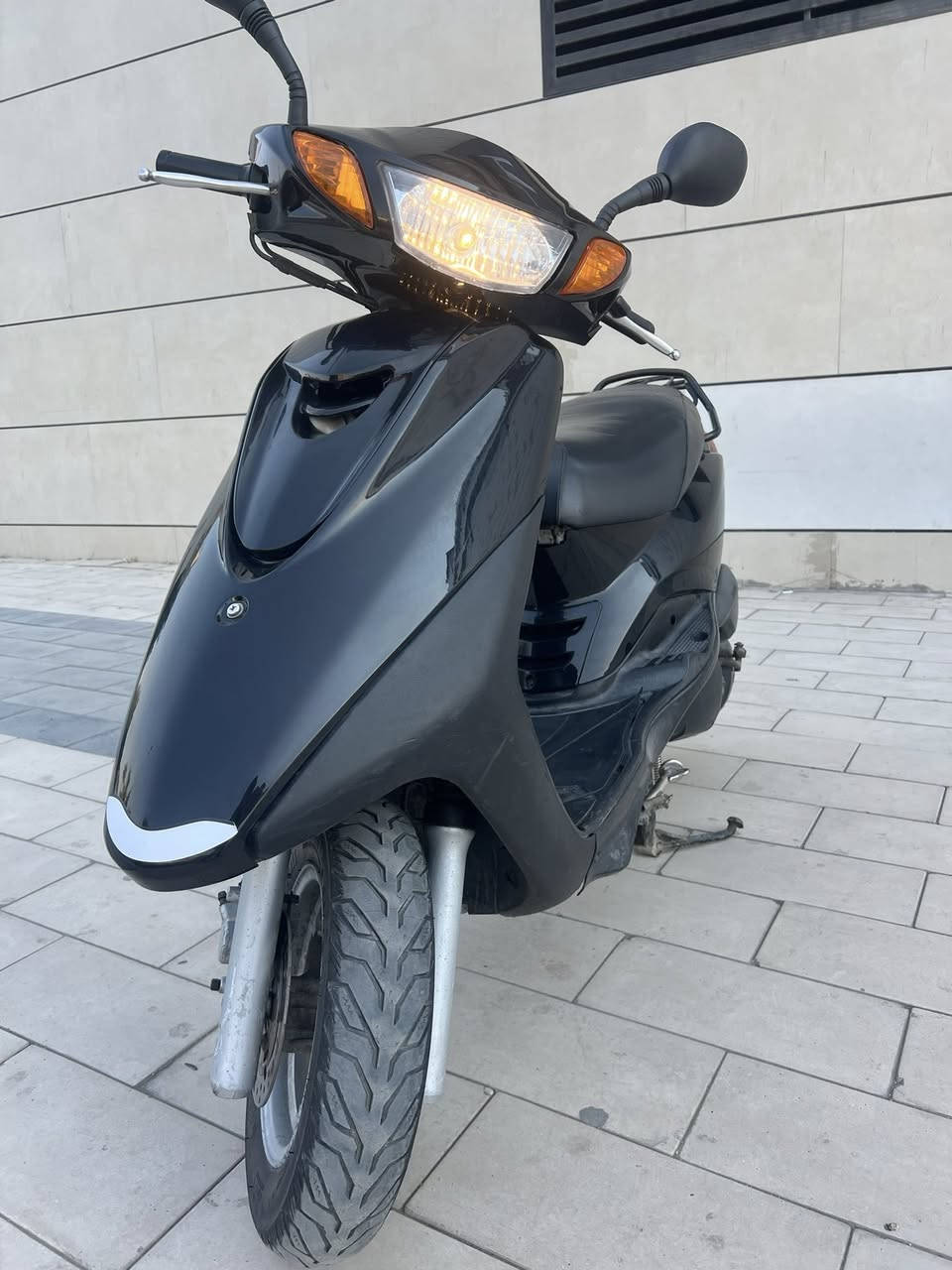 السلام عليكم للبيع دراجه يوماها اكزز ياباني نوزل خطين،استان كهربائي ياباني لأصلي
‏‎السرعه,،،140  ماشيه ٥٥ الف حقيقي ماخذها من معرض واورقها كامله وبأسمي 

حجم المكينه (125cc)

‏‎شلعه :ومعدل.(نكره سلف)

‏‎المحرك:نضيف كلش  برغي ممفتوح.كفرات مثل مشوفون بصوره  نضيفه كلش

‏‎٪؜ ‎دراجه كشر ومكينه نضافتا٩٩  

‏‎كامله أيٌ نقص مابيها‎    

دراجه مميزه ونضيفه وحلوه بلخير علئ الي ياخذها ‎

‏‎السعر ١١٠٠ )))وبيها مجال للطيبين))) محتاج ودا ابيعها 

‏‎مكاني بغداد اي استفسار 

***********
