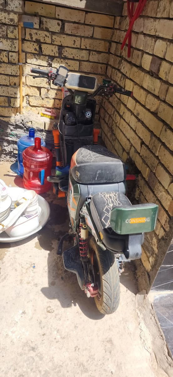 البيع مكفولة جديده ستخدام سنه فقط والله عوزهة بس بطارات 125 الف بيهة مجال حك جيه مكان بغداد حي السفير قرب مستشفى شماعيه *********** متواجد فقط (وتساب )
