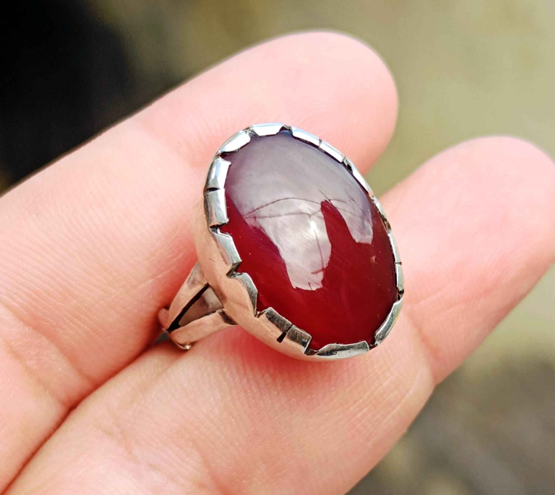 سلام عليـــــكم 🫷🏿👇👇عيــد مبـارك

تحفه فنيــيه(عقيق يماني ذمه كرز الكرز 🍒🍒🍒

صياغه يدويه فضه مختومة(925)
قيــــــاس الخاتم(21.. 22)

يوجد توصيل بدون مراوس او حجز مكاني سماوه سعـــره مع التوصيل(35)🍒🍒 السماوا, المثنى


**إذا كنت صاحب هذا الإعلان وتريد حذفه لأي سبب، رجاءا أرسل رسالة إلى الدعم الفني**