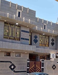 بيت في حي السلام قرب مطبخ العتبه  المساحه ١٠٠م مربع طابقين    تفاصيل ا...