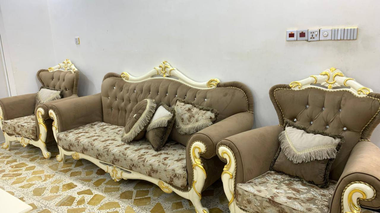 تخم تركي 10 مقاعدملكي أخو الجديد خشب زان المكان كوفه شارع المطار جديد


**إذا كنت صاحب هذا الإعلان وتريد حذفه لأي سبب، رجاءا أرسل رسالة إلى الدعم الفني**