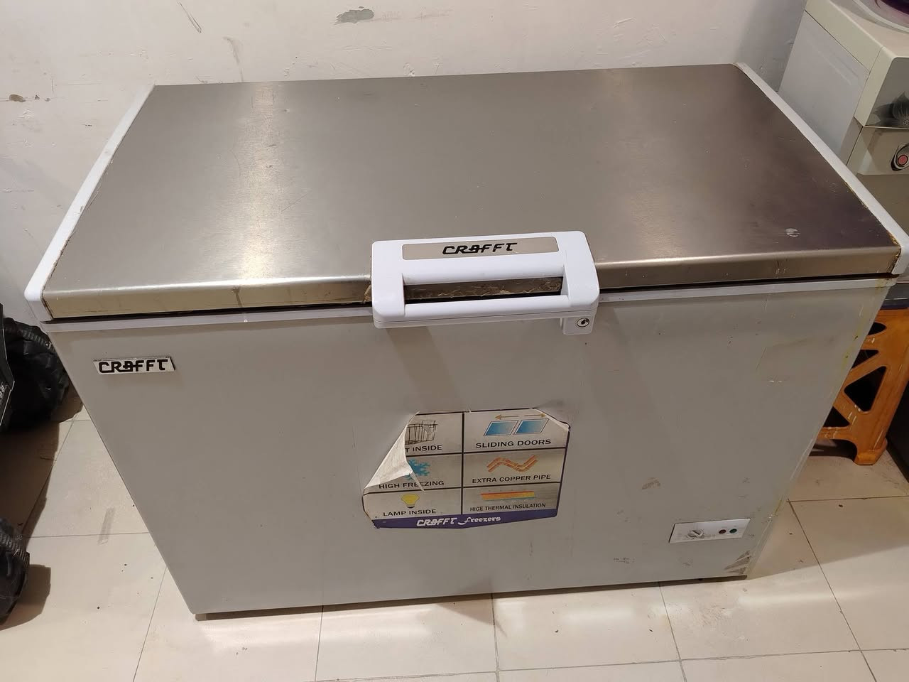 السلام عليكم اخوان غراض للبيع
مع سبلت طنين عمودي اخوجديد ميديا
مع سبلت طنين تعليك استخدام شهرين ميديا
مجمده جديده اخو جديده
ثلاجه ١٠ قدم


**إذا كنت صاحب هذا الإعلان وتريد حذفه لأي سبب، رجاءا أرسل رسالة إلى الدعم الفني**