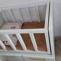 سرير اطفال • المنيوم • هزاز