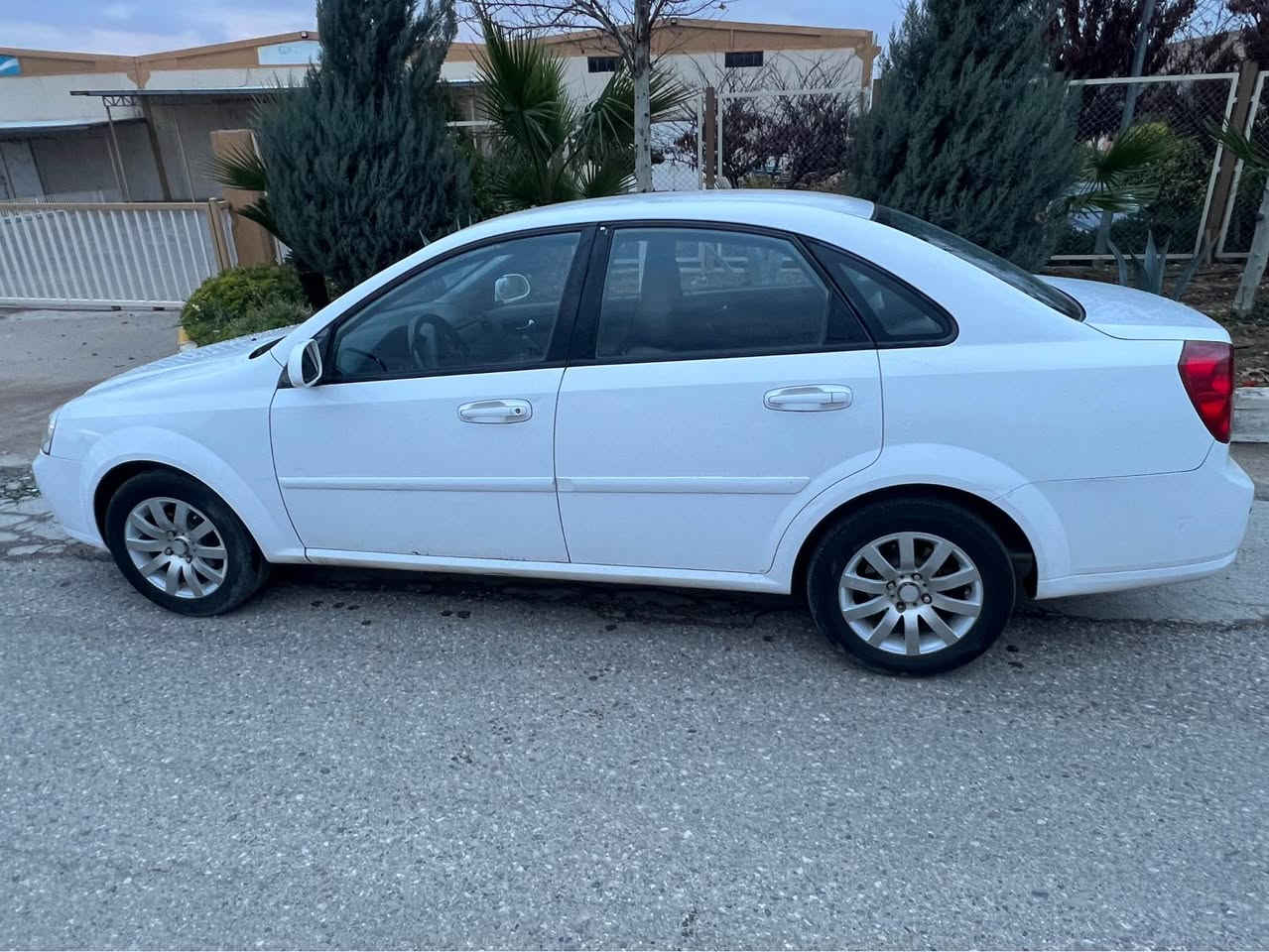 ابترا توماتيك 2009
بلا دعم بلا صيغ
كير محرك شرط المحرك مبدل شركه مامفتوح
باتر طخم جديد 
داخلها جديد 
تحوي وكاله بشرط                  85$
السياره احله من الصور
رقم تلفون***********

*********** دهوك, العراق
