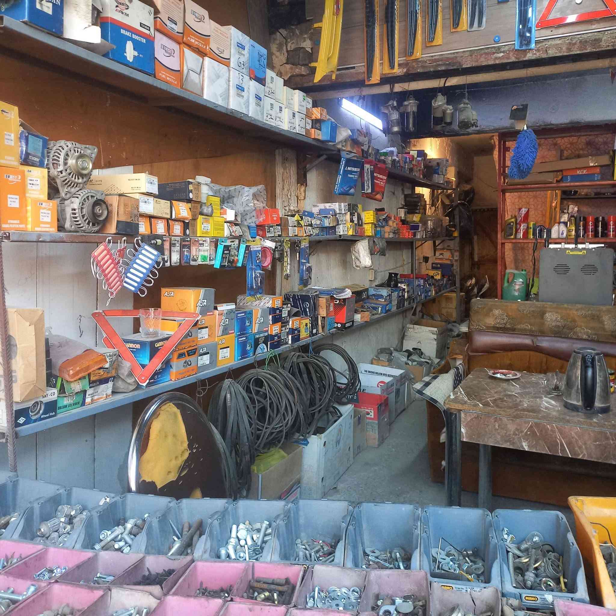 🚗 سيارتك تستحق الأفضل... وإحنا نوفره! 🔧
في مجمع بغداد نوفر لكم كل ما تحتاجه سيارتكم بأعلى جودة وأسعار منافسة.

✅ بيع الأدوات الاحتياطية للسيارات
✅ فحص وتنظيف نوزلات GDI باحترافية
✅ فحص وتنظيف النوزلات العادية
✅ تشخيص أعطال السيارات بأحدث أجهزة الفحص
✅ خدمات فيتر وكهربائي سيارات على يد فنيين مختصين

إذا تعاني سيارتك من:
🔹 ضعف بالعزم
🔹 زيادة بصرف الوقود
🔹 تقطيع بالمحرك
🔹 ظهور لمبة المكينة

زورونا وخلي فريقنا يشخص العطل بدقة ويقدم أفضل الحلول.

📍 العنوان: مجمع بغداد
حي المعالف اوحي التراث قرب تقاطع على الربيعي او دلاليةقائدالشمري رقم هاتف ***********
