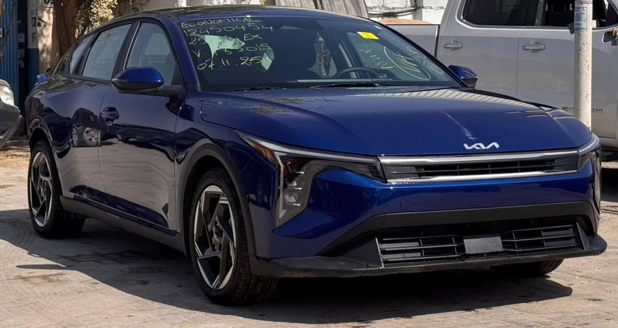 *كيـٓـــا(K4)(LXS)موديـ2025ـل*
*السعر128$مصلح)واصل للميناء
ترهم حره و شهداء

*********** رقم الهاتف واتساب 

محمد الاسدي لتجاره السيارات 👆
