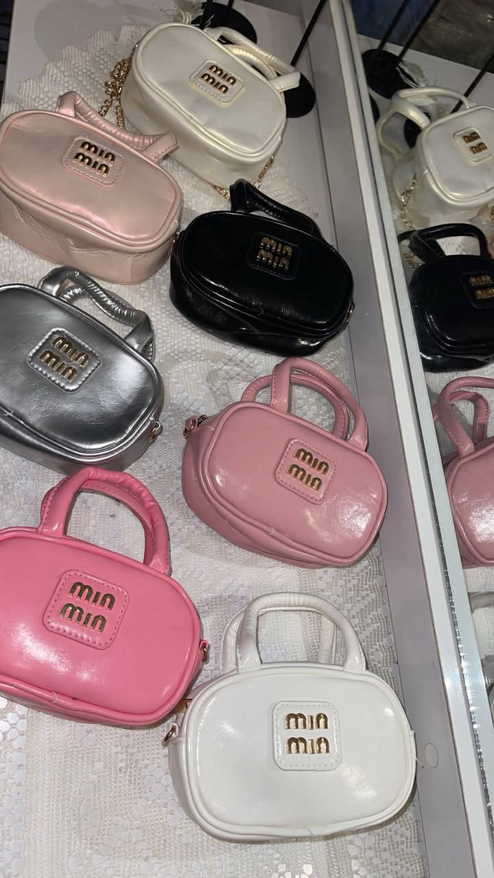 جنط العيد وين كشاخه وين الانيقات


**إذا كنت صاحب هذا الإعلان وتريد حذفه لأي سبب، رجاءا أرسل رسالة إلى الدعم الفني**