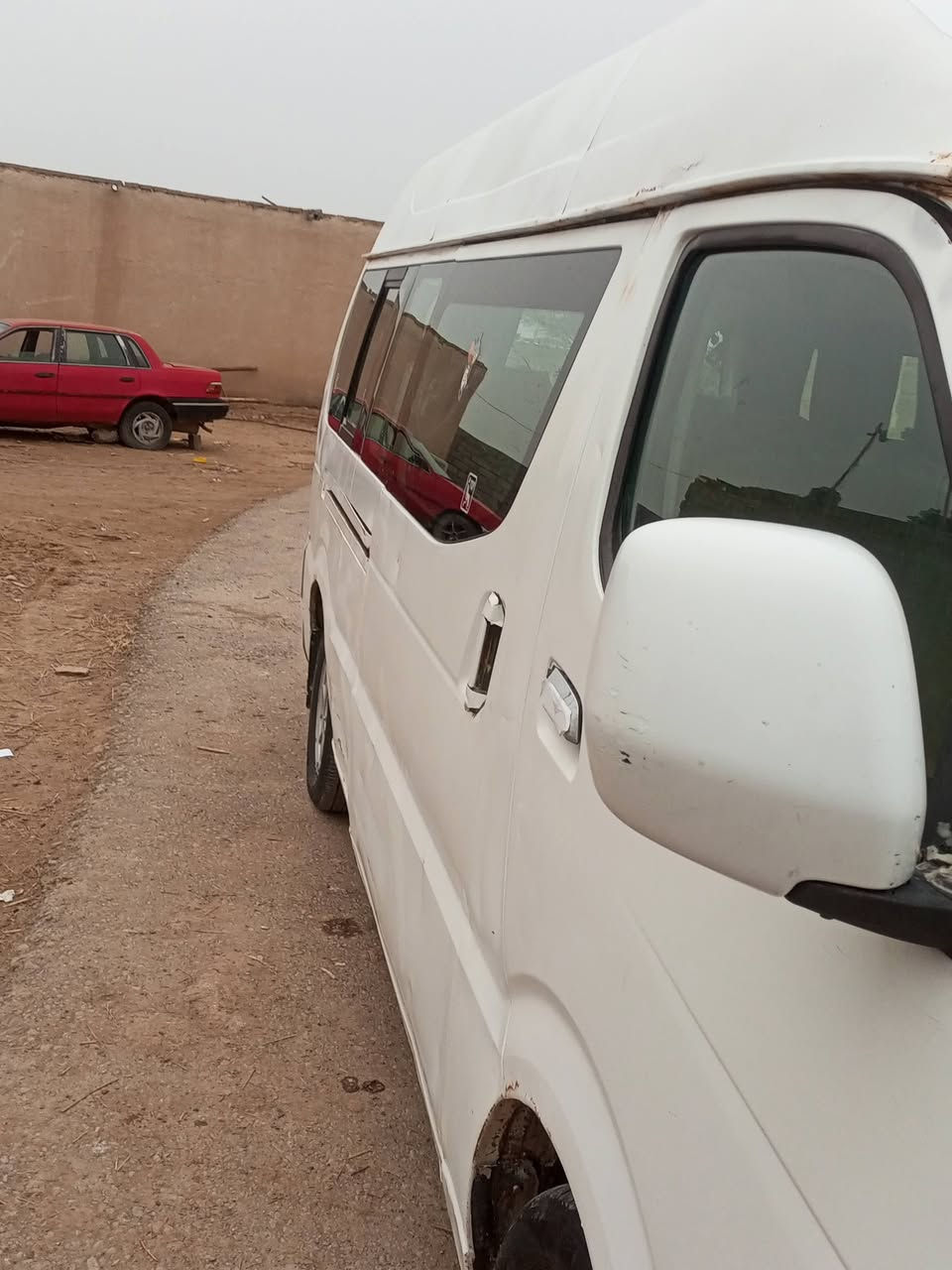 ب 40 وبيها مجال وهذا رقمي اتصل***********
