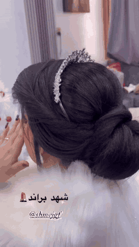 تجهيز عروس • ميك اب وتسريحة • تأجير فساتين