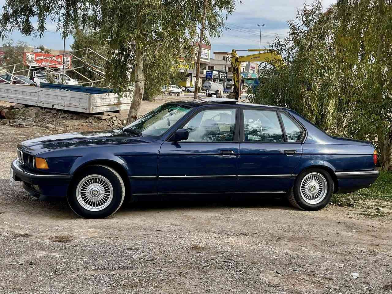 سلام عليكم
بي ام 740 اصل فوول مواصفات حساس امامي خلفي يدات استيل دبل اربايك  تنته  دبل جام  غرفه جلد رقم اربيل سياره صبغ عام جماله كفاله من حادث دك جكوش مابي   للبيع  مراوس السعر 84 وبيهه مجال مكان كركوك
رقم***********
