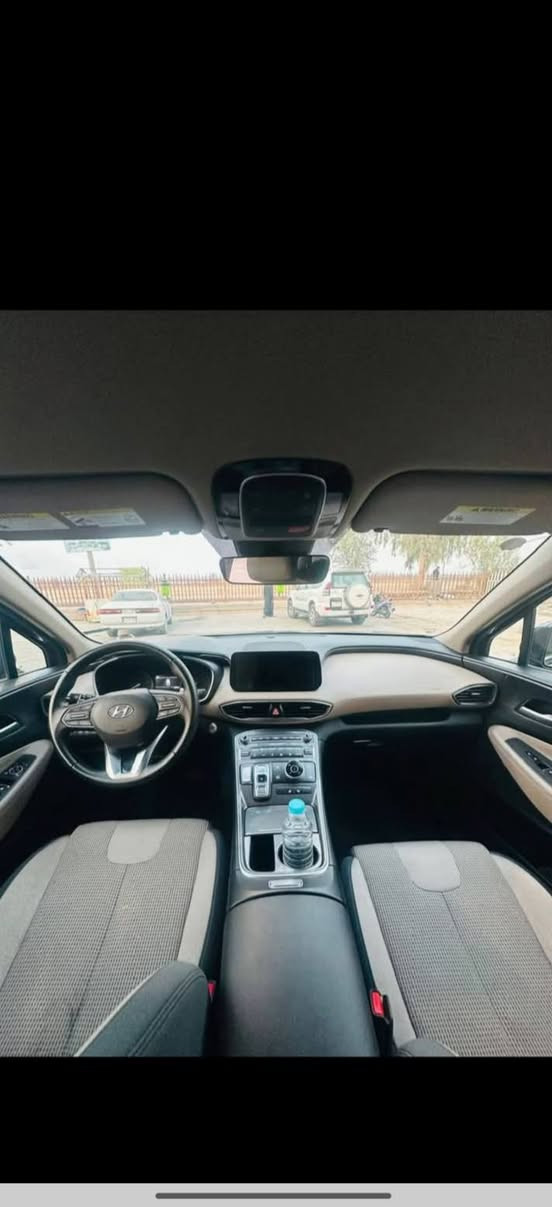 سلام عليكم سنتافي مريكي ربعه سنتر وخمسه راكب موديل 2023 // ***********
