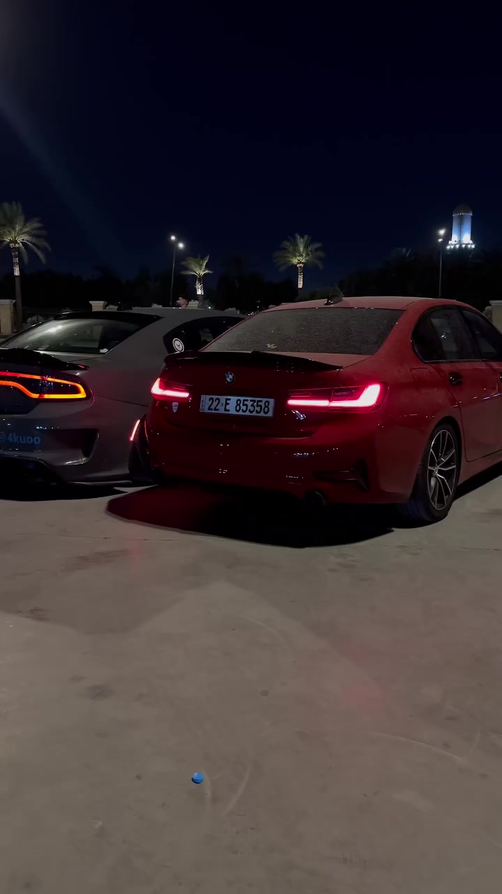 جارجر srt 6400 موديل 2018 فوووول الفول فتحة ومواصفاتها معروفة اعلا شي  ماشية 78 فقطط 
الاضافات العليها متنعد عليها جكات S3 اعلا شي سعرهن 1900$
عليها Strut Bar سعرة 110$
عليها جهاز لهب شادة بس مرابطة سعرة 150$ 
لدات متغير وعين الشيطان 140$ 
برمجة ايكل 300$ 
فلتر شوتة موبار أصلي سعرة 200$ 
السيارة فول هوائيات 
تخم تاير جديد صدر امامي خلفي جديد 
دسكات جديدة 
عليها كفرات للمكينة و اللحاية 
و دوسات عليها بك لايت سموك 
عليها دركة كاربون فايبر و شفتات ستيردن هيلكات سعرها 300$ 
عليهت  مطريات و كفرات مري باتمان 
عليها دعاميات امامي خلفي وايد بدي 
اهواااي بعد بيها اضافات ما ذكرتهن 
فجوج 6 بستم Brembo 
سسبنشن رياضي SRT
الكراسي الامامية تدفئة + تبريد
“ميموري” على كرسي السائق + مرايا + راديو
شاشة لمس 8.4 إنش، مع نظام وسائط
خاصية “ريموت ستارت / تشغيل عن بُعد + دخول بالبصمة / بدون مفتاح
حادثها مال امريكا جاملغ عكس السايق و ضربة بل جاملغ الخلفي بسيطة بيها رش ٣ قطع بدون دواخل يعني المجموع 5 قطع انطي 
بدون شاصي السيارة حبايب بيع او مراوس السعر 203 مكاني بغداد 
***********
