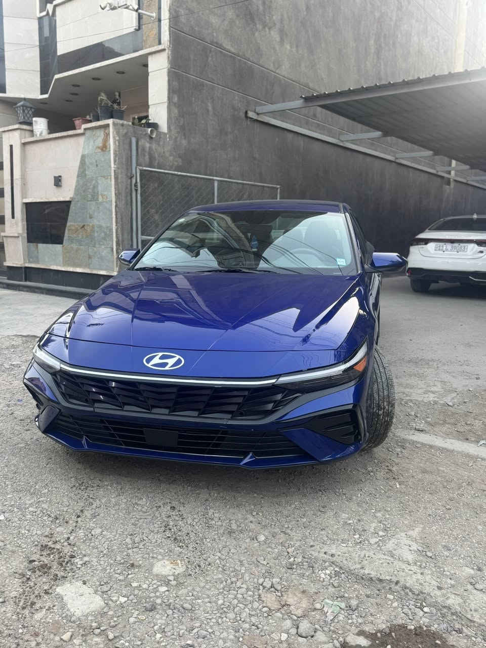 النترا 2024   للبيع فقط بدون مراوس 

بدون صبغ 
فئة SEL

حادثها جاملغ معدل بارد 
صور الحادث موجوده بالمنشور 
ماشيه 9000 ميل 

مواصفات : 
▪️بصمة 
▪️شاشة بانوراما 
▪️عداد الكتروني 
▪️كاميرا خلفيه 
▪️تحديد مسار 
▪️رادار جانبي 
▪️تحكمات ستيرن 
▪️مود درايف 
▪️تبريد بيانو 
▪️اناره داخليه 12 لون 

بدون رقم. بدون رقم 

السعر :  154 ورقه 💯💯

مكان السيارة 📍 بغداد - الدورة 

***********
