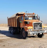 فولفو ٨٢ • شاحنة