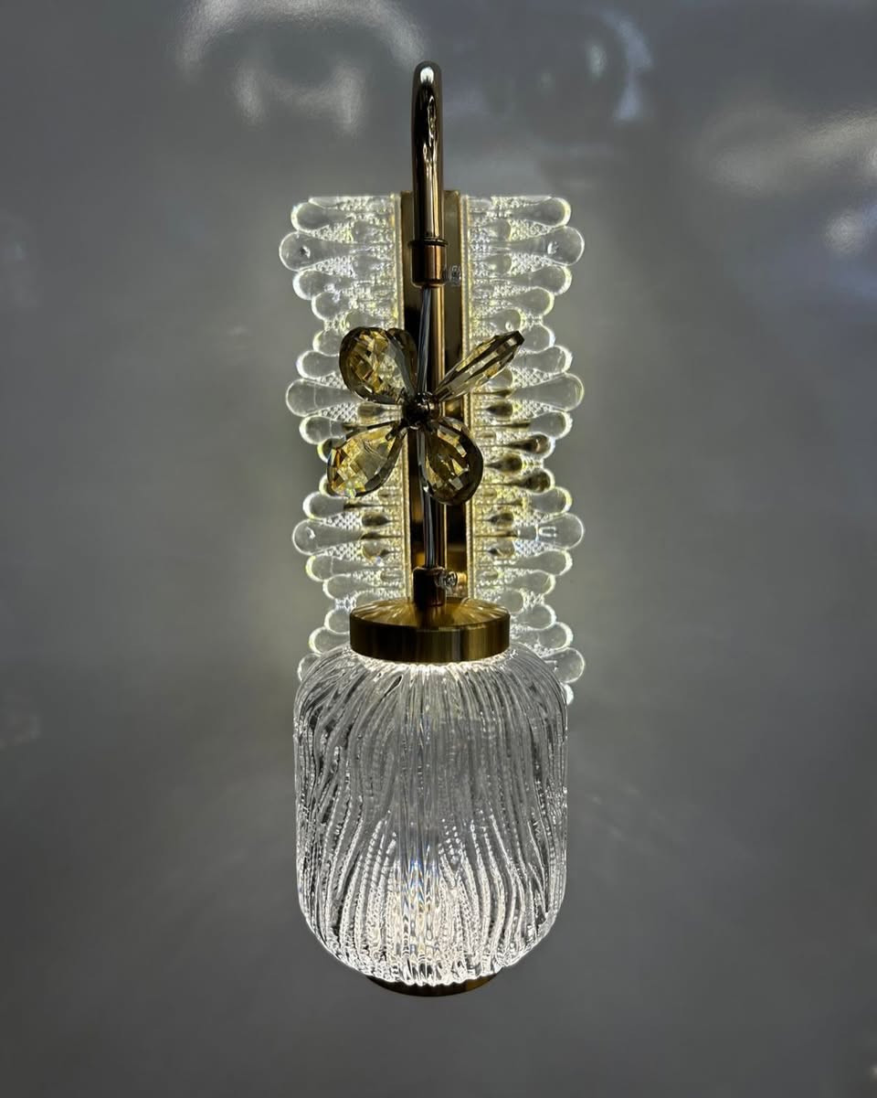 اناره جداريه بسعر 40 الف دينار 

توصيل كافه المحافظات 🚚
📍(الشورجة-عكد النصارى قيصرية الارمن-خلف بن الضيافة)
📞 ***********

#انارة #انارة_مودرن #ديكور #ديكور_منزل #اضاءة تصميم_داخلي مودرن
